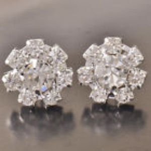 😍PRICE SLASHED😍 White GF Crystal Flower Studs